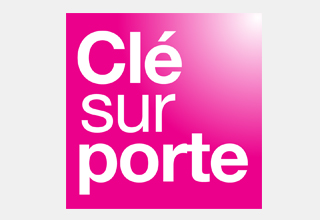 Clé sur porte